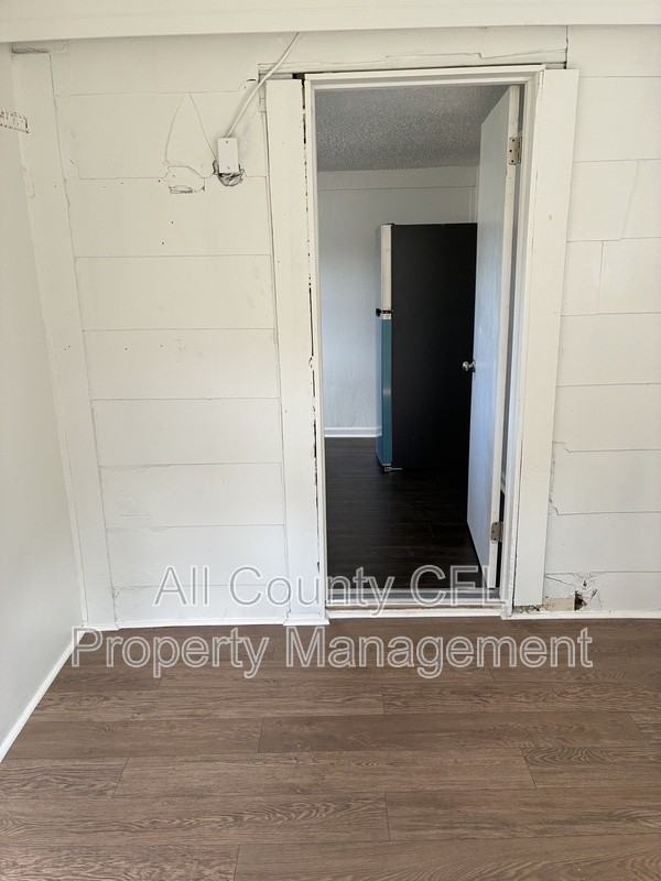 812 Marion St - Photo 4 of 26