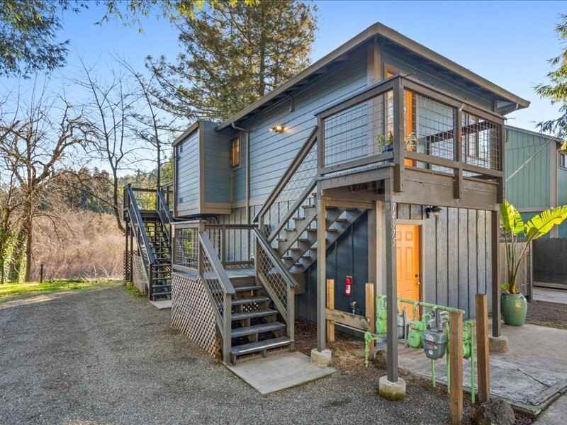 14975 River Rd #5 - Photo 4 of 47