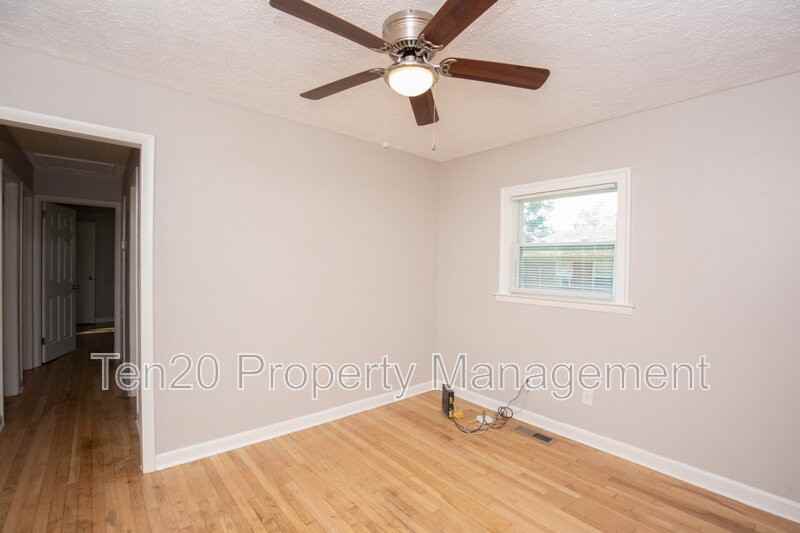 2671 Dalewood Dr - Photo 6 of 16