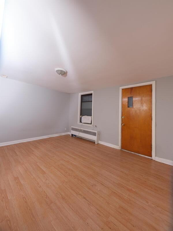 115 Dalhousie Street - Photo 3 of 9