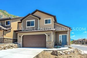 featured image of 1692 E Aspen Loop