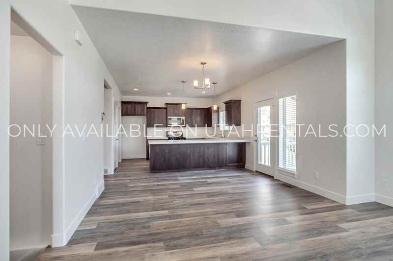 1692 E Aspen Loop - Photo 4 of 35