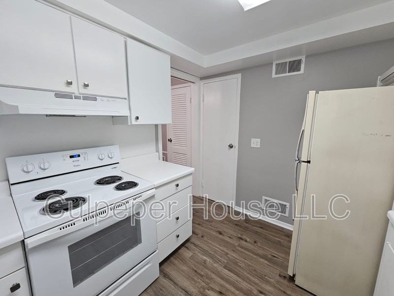 4102 Garden Estates Dr - Photo 5 of 11