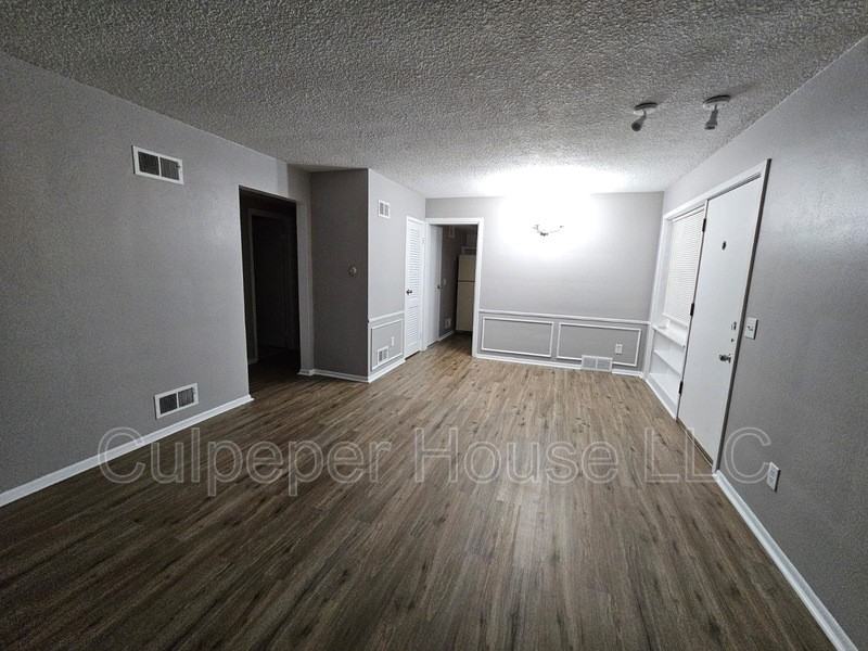 4102 Garden Estates Dr - Photo 7 of 11