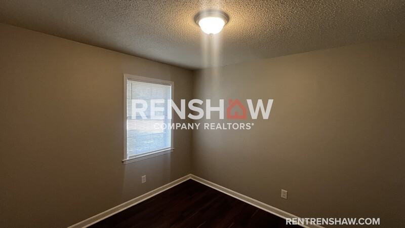 4070 Kerwin Dr - Photo 6 of 16