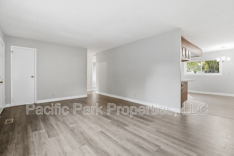 3939 Esquire Place - Photo 2 of 18