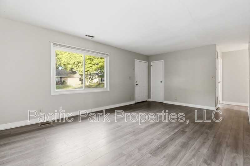 3939 Esquire Place - Photo 3 of 18