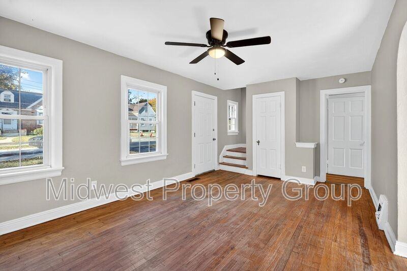 46 N Harvey Ave - Photo 4 of 35