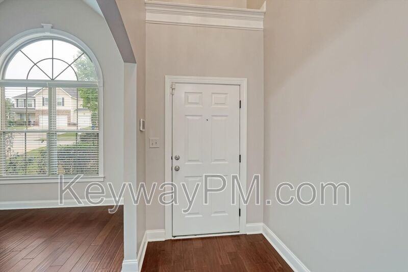 219 Kickham Ln - Photo 4 of 36