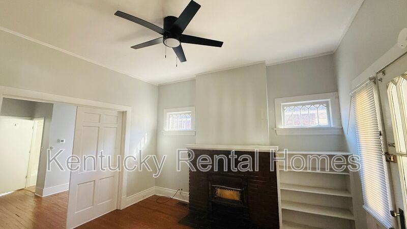 445 Davidson Ct #B - Photo 4 of 12