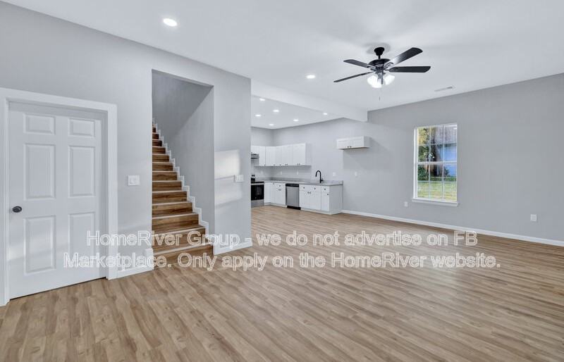 323 W Cherry St - Photo 4 of 25