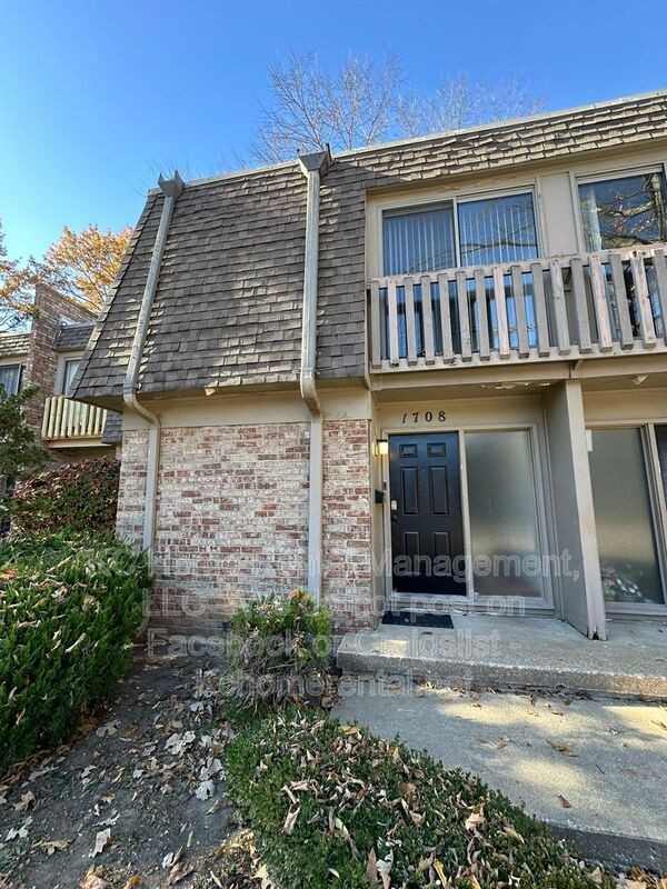 1708 E 97th St - Photo 3 of 32