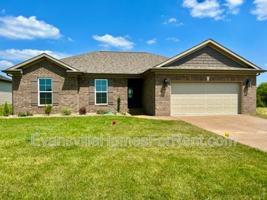 featured image of 12841 Halle Dr