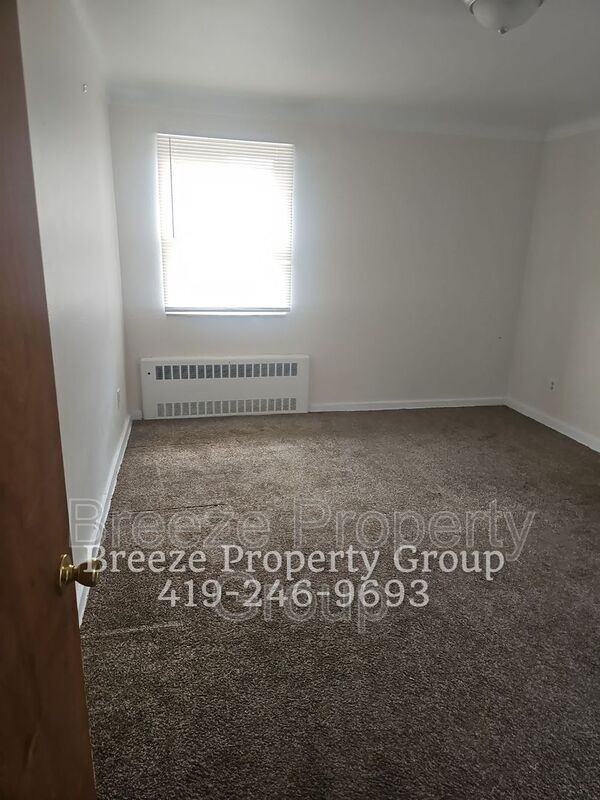 2445 W Bancroft St #2445-08 - Photo 6 of 6