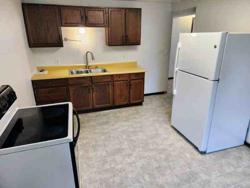 1621 Willis Avenue - Photo 3 of 21