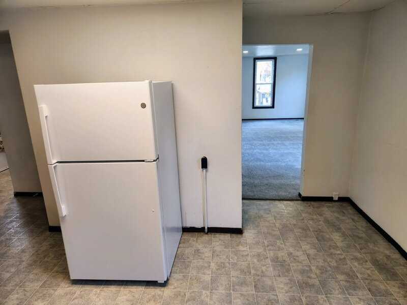 1621 Willis Avenue - Photo 5 of 21