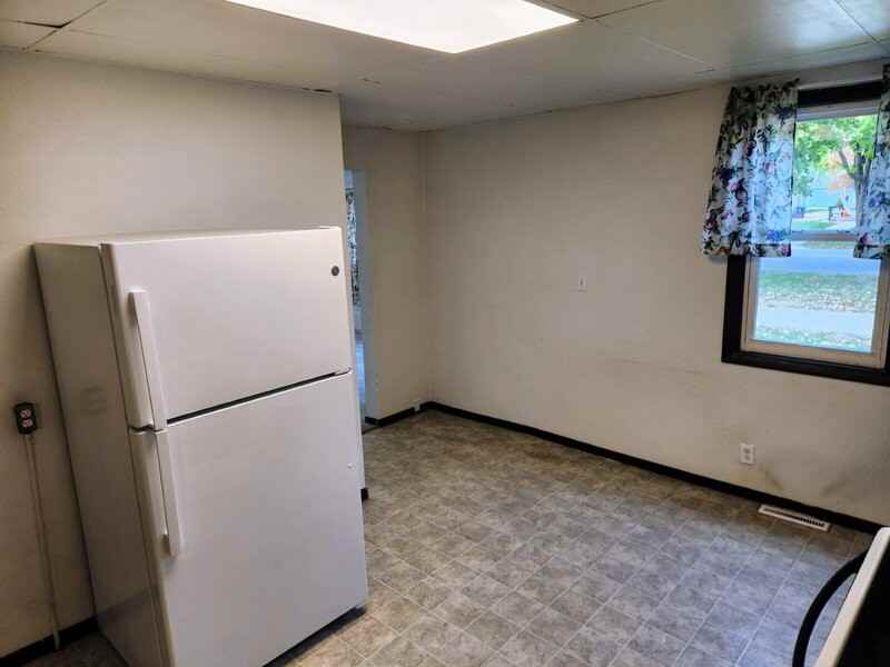 1621 Willis Avenue - Photo 6 of 21