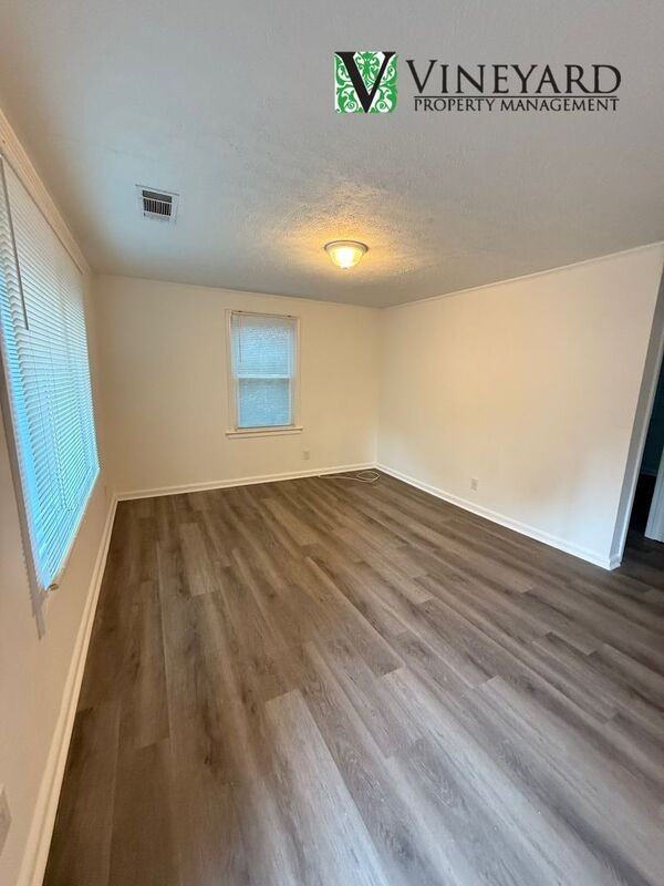 266 Pine Crest Dr - Photo 3 of 15