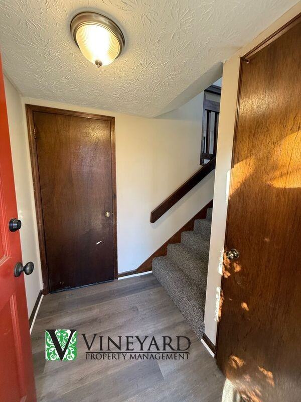 1623 Rex Dr - Photo 4 of 25