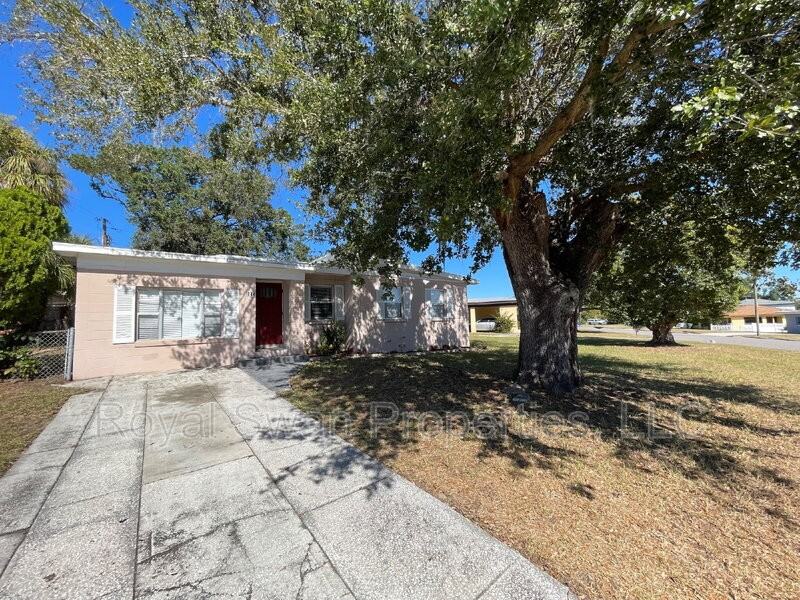 114 Azalea St - Photo 4 of 31