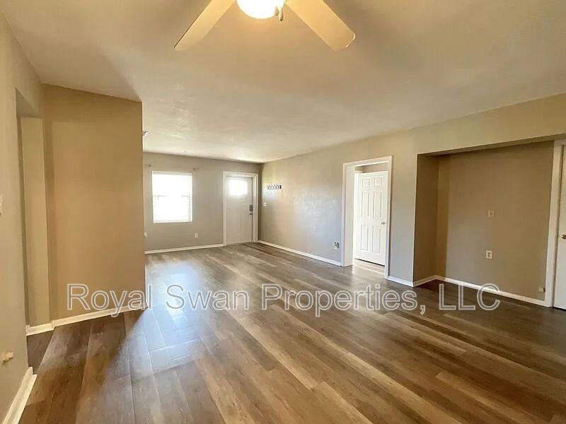 114 Azalea St - Photo 7 of 31