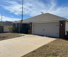 featured image of 221 Regency Dr