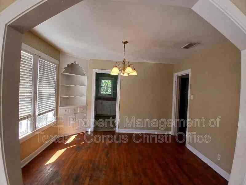 706 Louisiana Ave #B - Photo 4 of 15