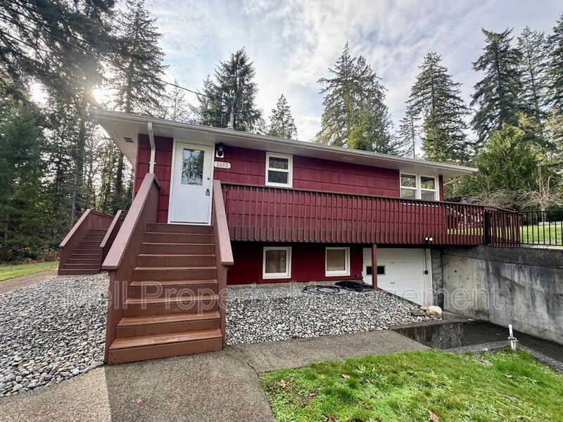 2492 E Pickering Rd - Photo 2 of 21