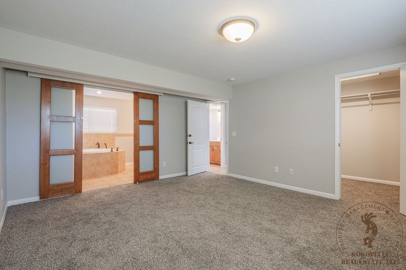 1910 N 26th St - Photo 3 of 10