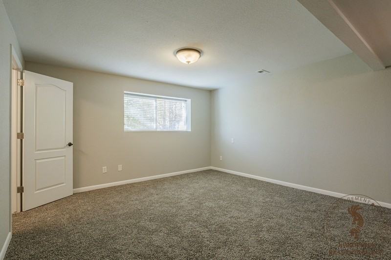 1910 N 26th St - Photo 6 of 10