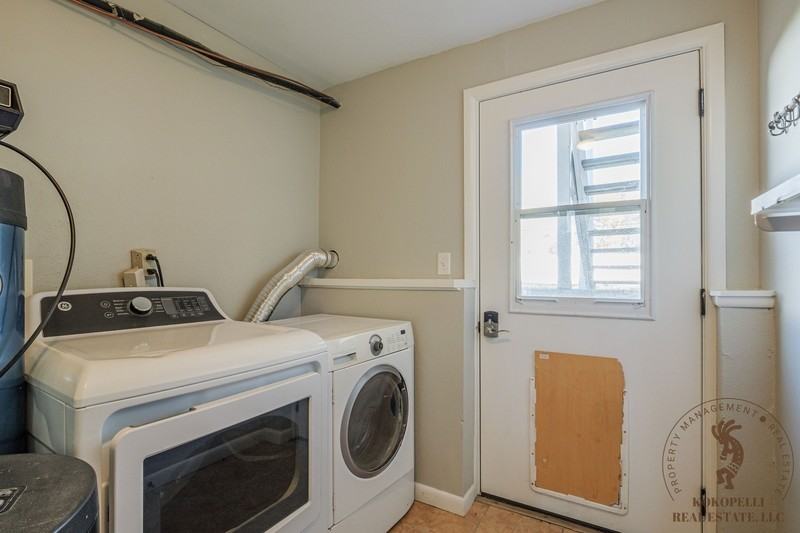 1910 N 26th St - Photo 7 of 10