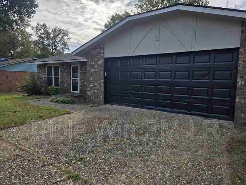 8 Willowridge Cv - Photo 3 of 31