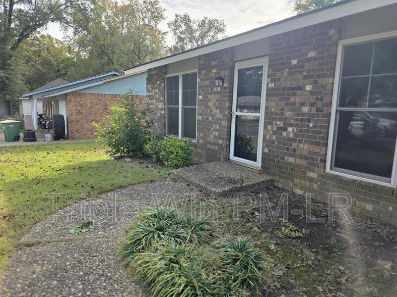 8 Willowridge Cv - Photo 4 of 31