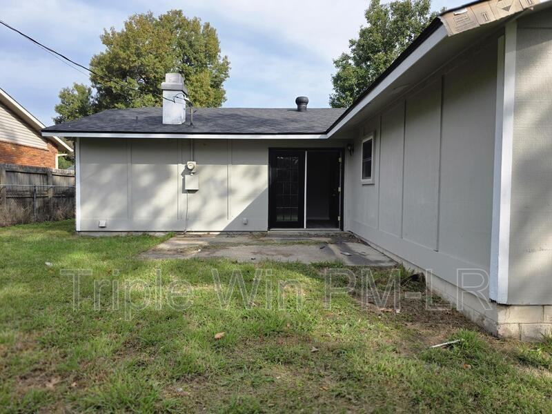8 Willowridge Cv - Photo 5 of 31