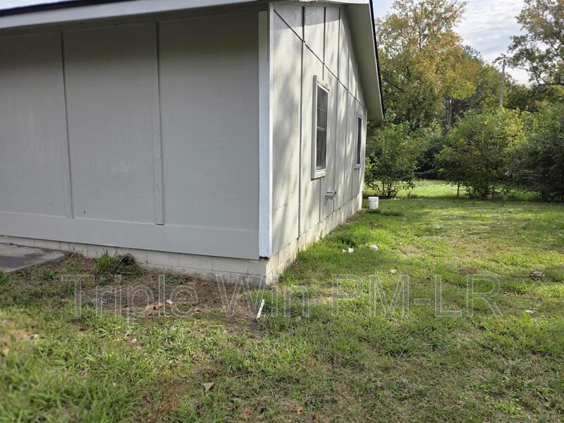 8 Willowridge Cv - Photo 7 of 31