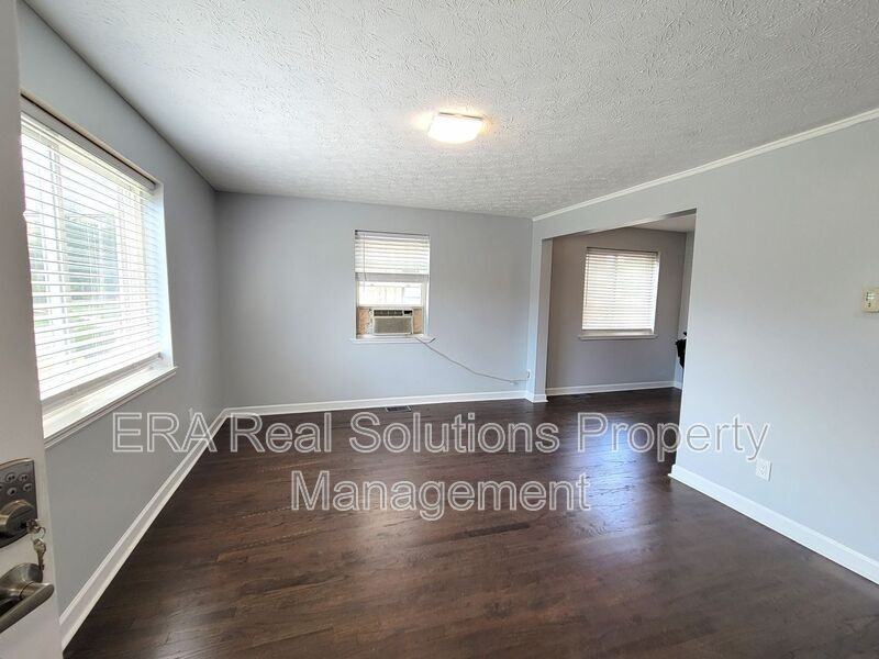 1808 Crest Hill Ave #1 - Photo 4 of 19