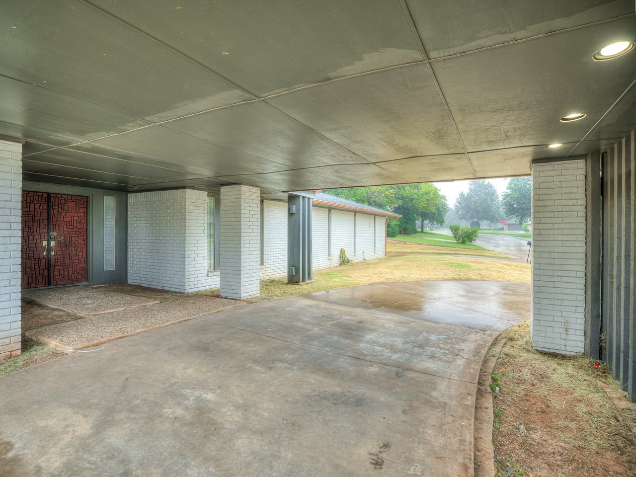 12136 Thorn Ridge Road - Photo 4 of 50