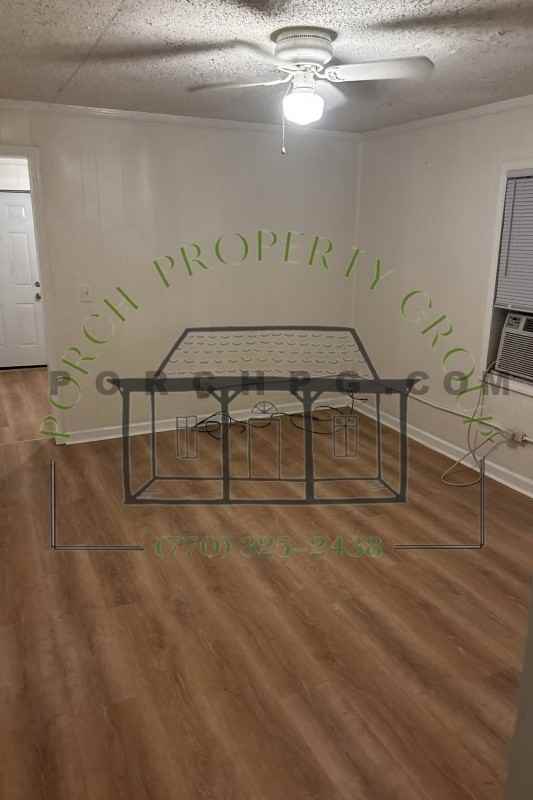 192 Chestnut St - Photo 3 of 9