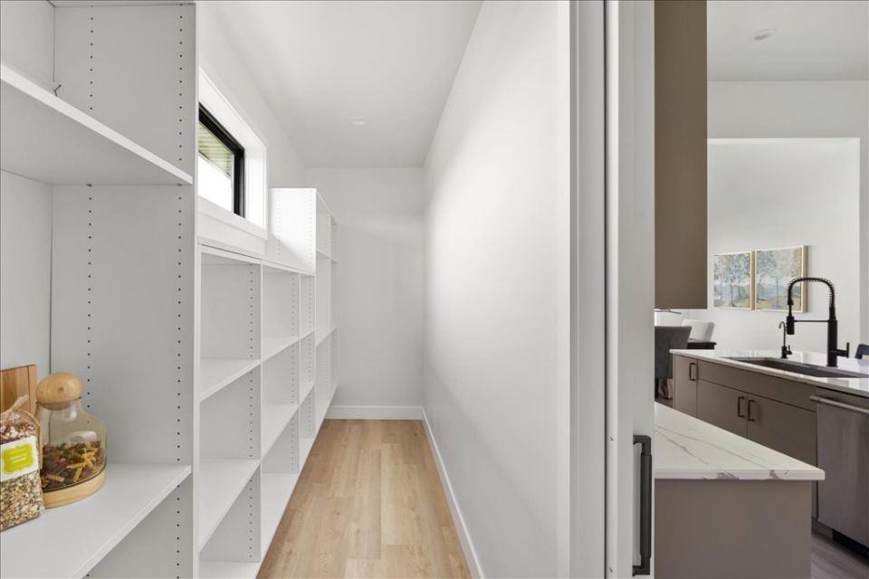 1326 Muirfield Pl - Photo 4 of 10