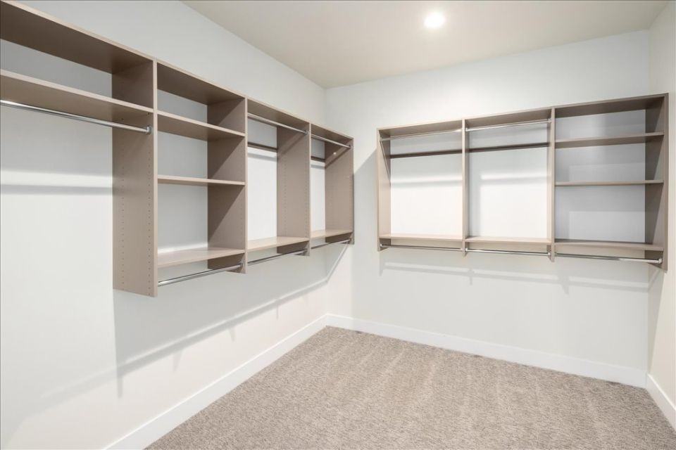 1326 Muirfield Pl - Photo 7 of 10