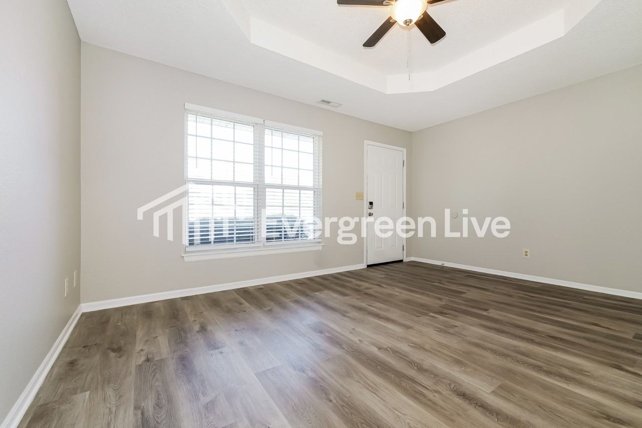 806 Johnson Cir - Photo 6 of 16