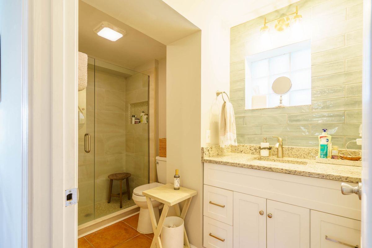 223 S Fletcher Ave - Photo 7 of 18