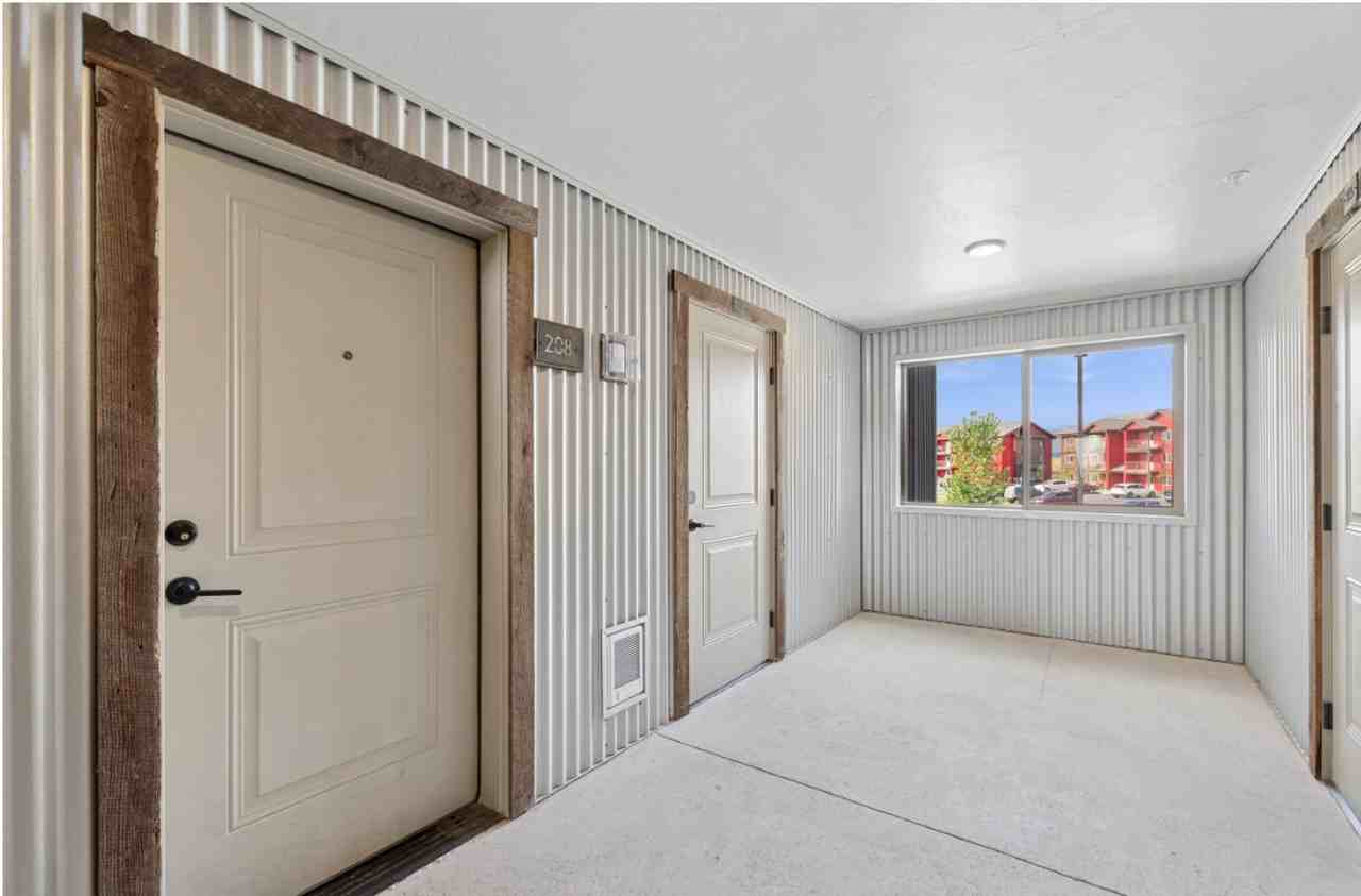 Welcome to Frontier Village - Photo 4 of 47