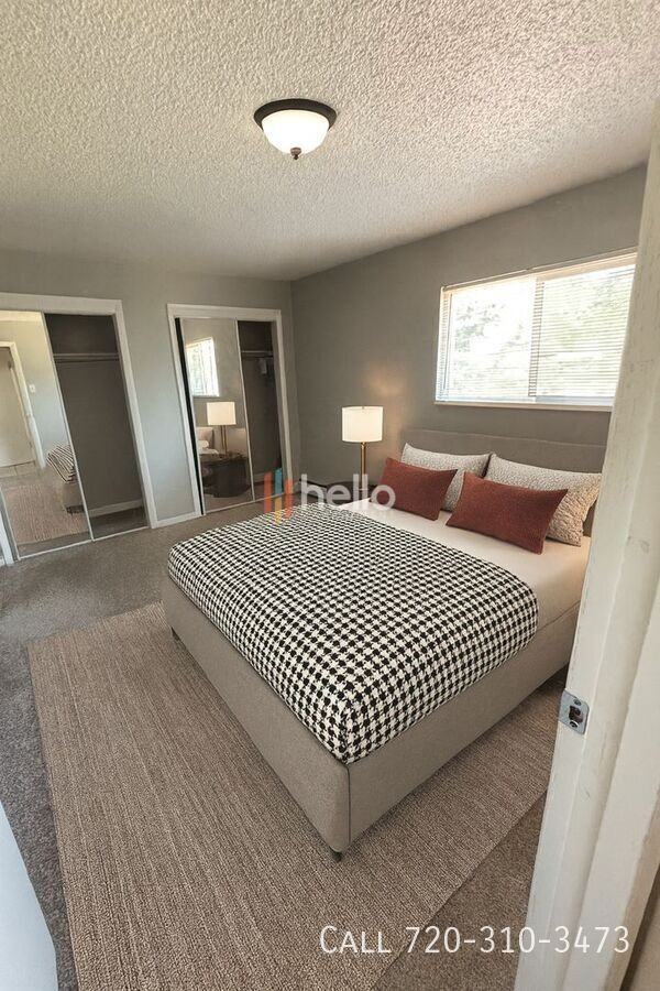 1802 E LaSalle Street - Photo 3 of 4