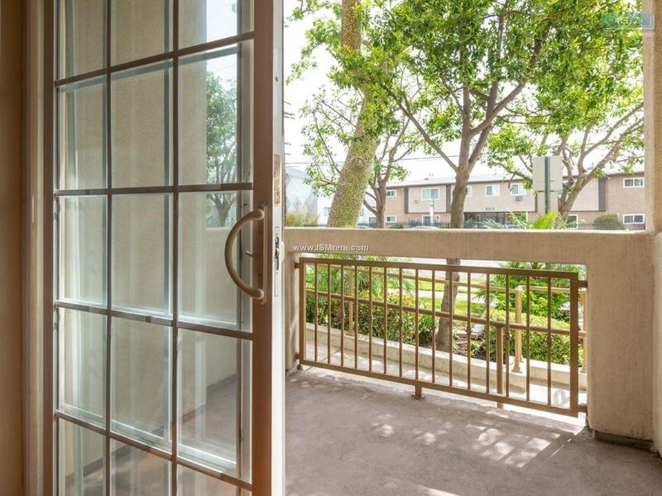 Kester Apartments - Photo 2 of 32