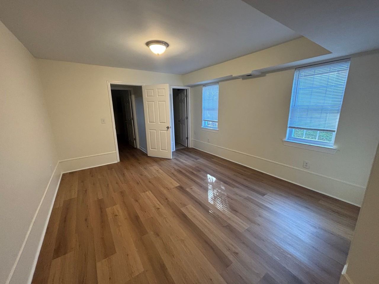 4320 Mc Clelland Drive - Photo 6 of 30