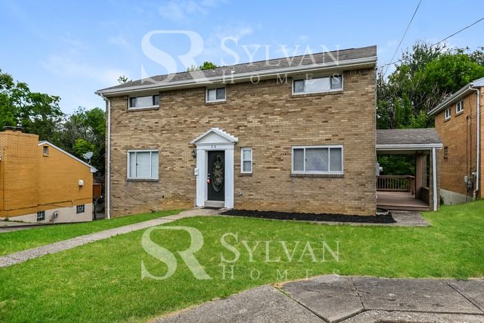 93 Martera Pl - Photo 2 of 14