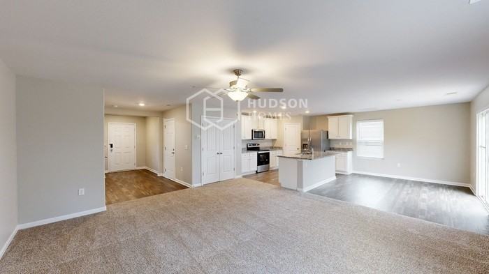 499 Aubrey Woods Dr - Photo 7 of 37