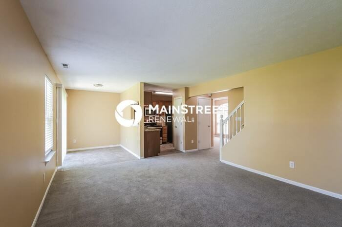 2247 Peter Dr - Photo 6 of 17