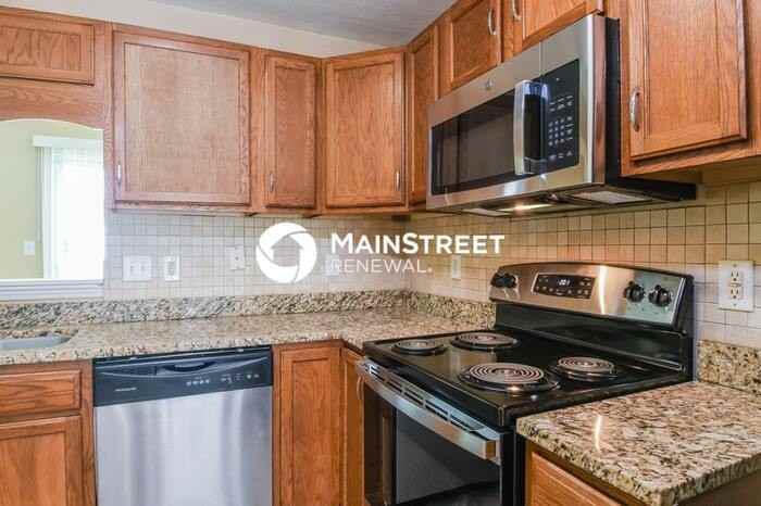 2247 Peter Dr - Photo 6 of 17